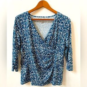 Talbots Women’s Stretch Jersey Graphic V-neck Wrap Top Flattering Style Size LP